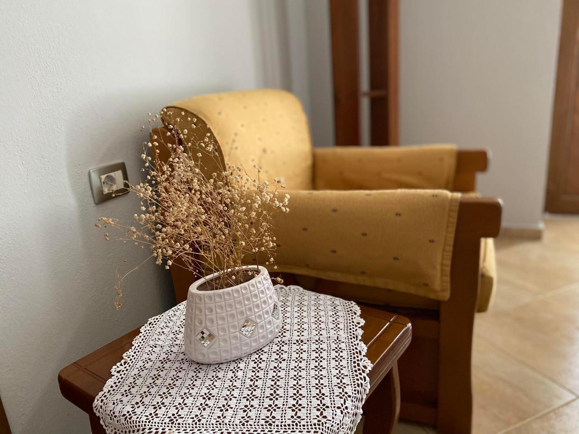 Guest House Persa Gjirokaster Bagian luar foto